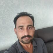 ,  Umar, 35