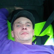 ,   Viktor, 48 ,   