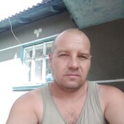  ,  Andrei, 42