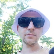  -,  Daniel, 30