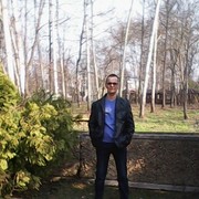  ,   Edvard, 48 ,   