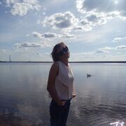  ,   Yoanna, 33 ,   ,   