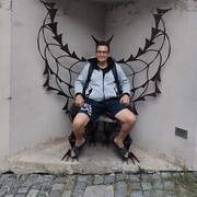  ,   Serhii, 48 ,   c 