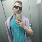  ,   Maxim, 27 ,   ,   , 