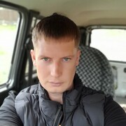  ,  Timur, 37