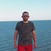  ,  Evgen, 33
