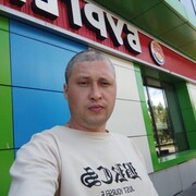 ,   Yaroslav, 34 ,   ,   , c , 