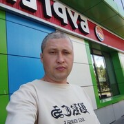  ,   Yaroslav, 35 ,   ,   , c , 