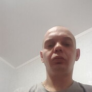  ,  Viktor, 35