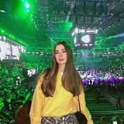  , 