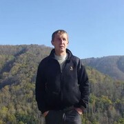  ,   Sergei, 46 ,   c 