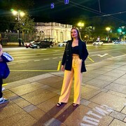  ,   Anna, 38 ,  