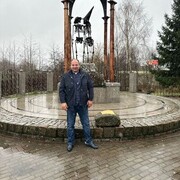  ,   Vardan, 43 ,     