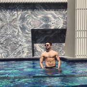  ,   Armen, 29 ,   ,   , c 