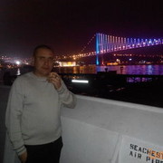  ,   Viktor, 40 ,   