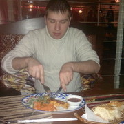  ,   Ruslan, 32 ,  