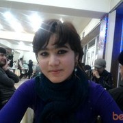 ,   Lola, 33 ,   