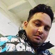  Ahmadabad,  Robin, 27