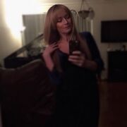  ,   Nelli, 47 ,   c 