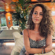  ,  Ilaria, 34