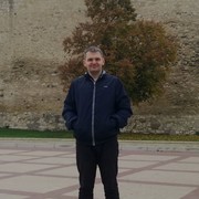  ,   Victor, 42 ,   ,   , c 