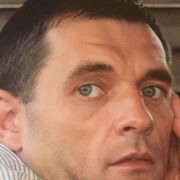  ,  Artur, 39