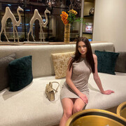  1er Arrondissement,   Katya, 28 ,   ,   