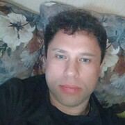  ,  Vadim, 40