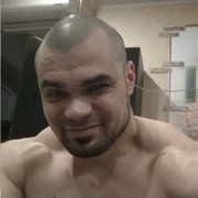  ,   Artem, 39 ,   