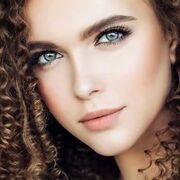  ,  Lena, 39