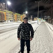  ,  Oleg, 52