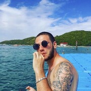  ,   Maxim, 29 ,   ,   , c 