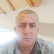 ,  Tamaz, 48