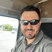  -,   Luis, 42 ,     , c 