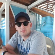  ,   Mikhail, 35 ,   ,   , c 