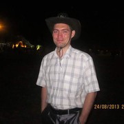  ,  Viktor, 45