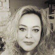  ,   Viktoria, 49 ,   ,   