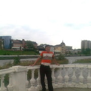  ,   JoniDep, 53 ,   