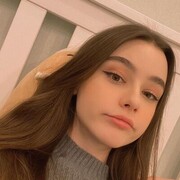  ,  Vika, 22