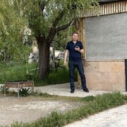  ,  Alik, 38