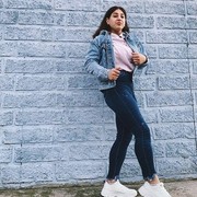  ,   Anita, 24 ,   ,   , c 