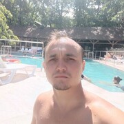  ,  Alexander, 32