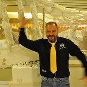  ,   Alexkiss, 57 ,  