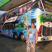  ,   Leoo, 49 ,   ,   , c 
