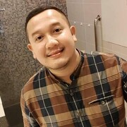  Surakarta,   David, 38 ,   ,   
