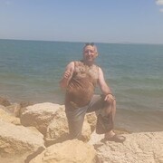  ,   Andrei, 46 ,     , c 