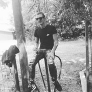  ,  Dima, 31