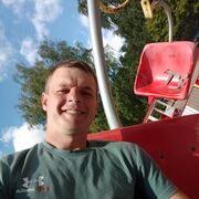  ,  Sergey, 32