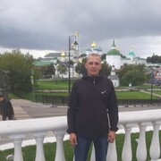  ,  Denis, 40