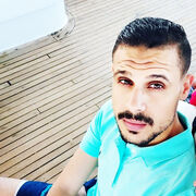  ,  Mohamed, 32